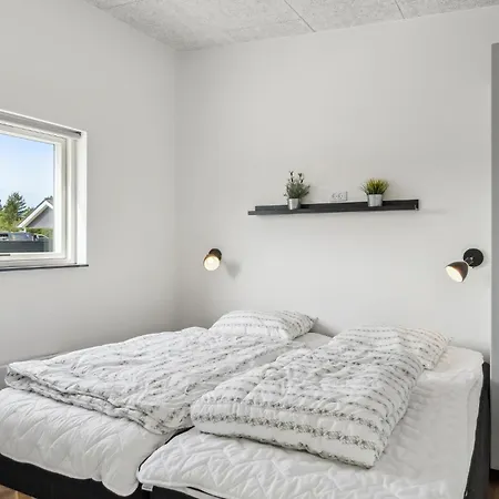 In With Kitchen Norre Nebel