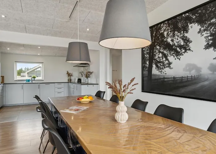 Holiday home In With Kitchen *